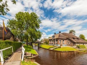 Bezoek Giethoorn - Fietswandelvakantie.nl