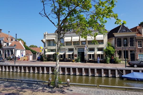 Hotel Restaurant `t Heerenlogement - fietsvakanties Harlingen